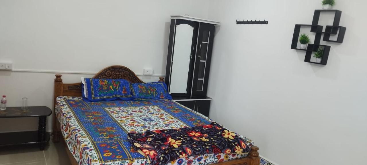 Hotel Kavieya Residency Pūrnānkuppam Exteriér fotografie
