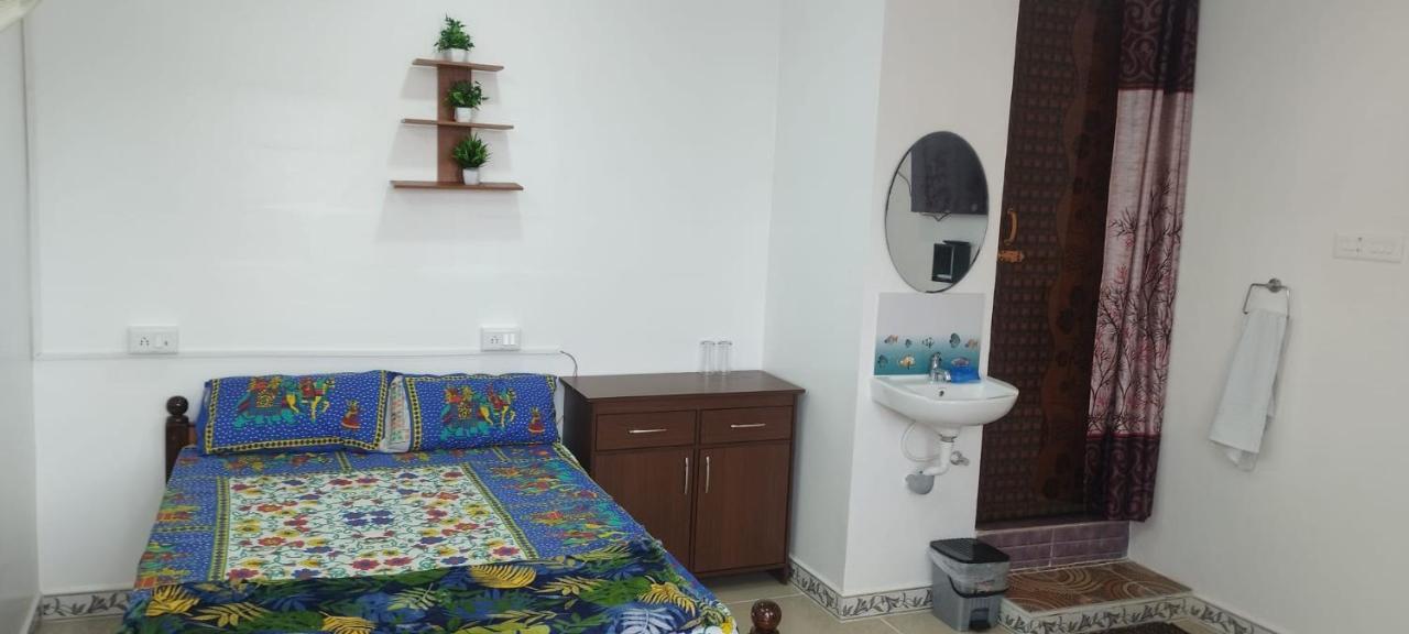 Hotel Kavieya Residency Pūrnānkuppam Exteriér fotografie