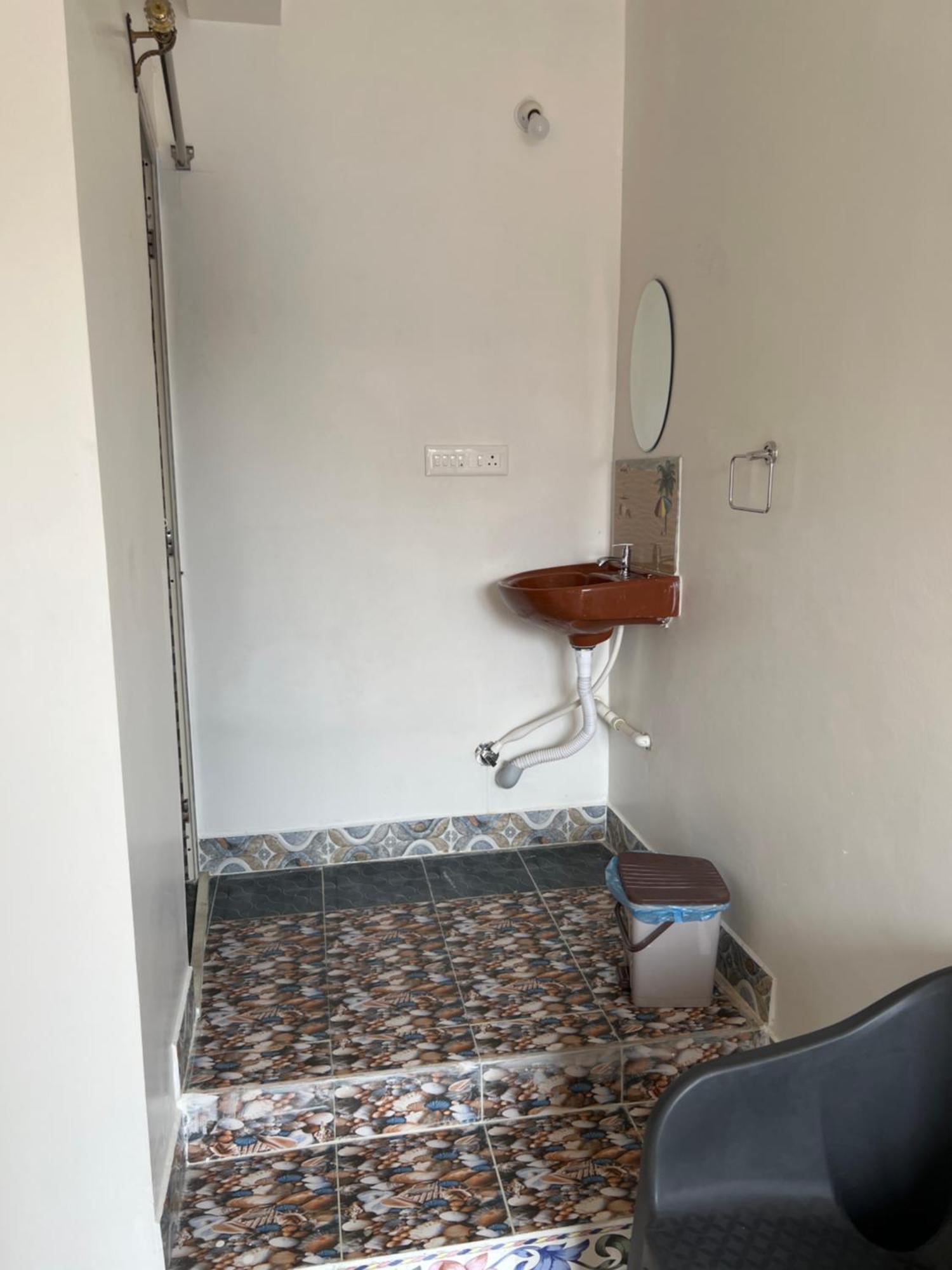 Hotel Kavieya Residency Pūrnānkuppam Exteriér fotografie