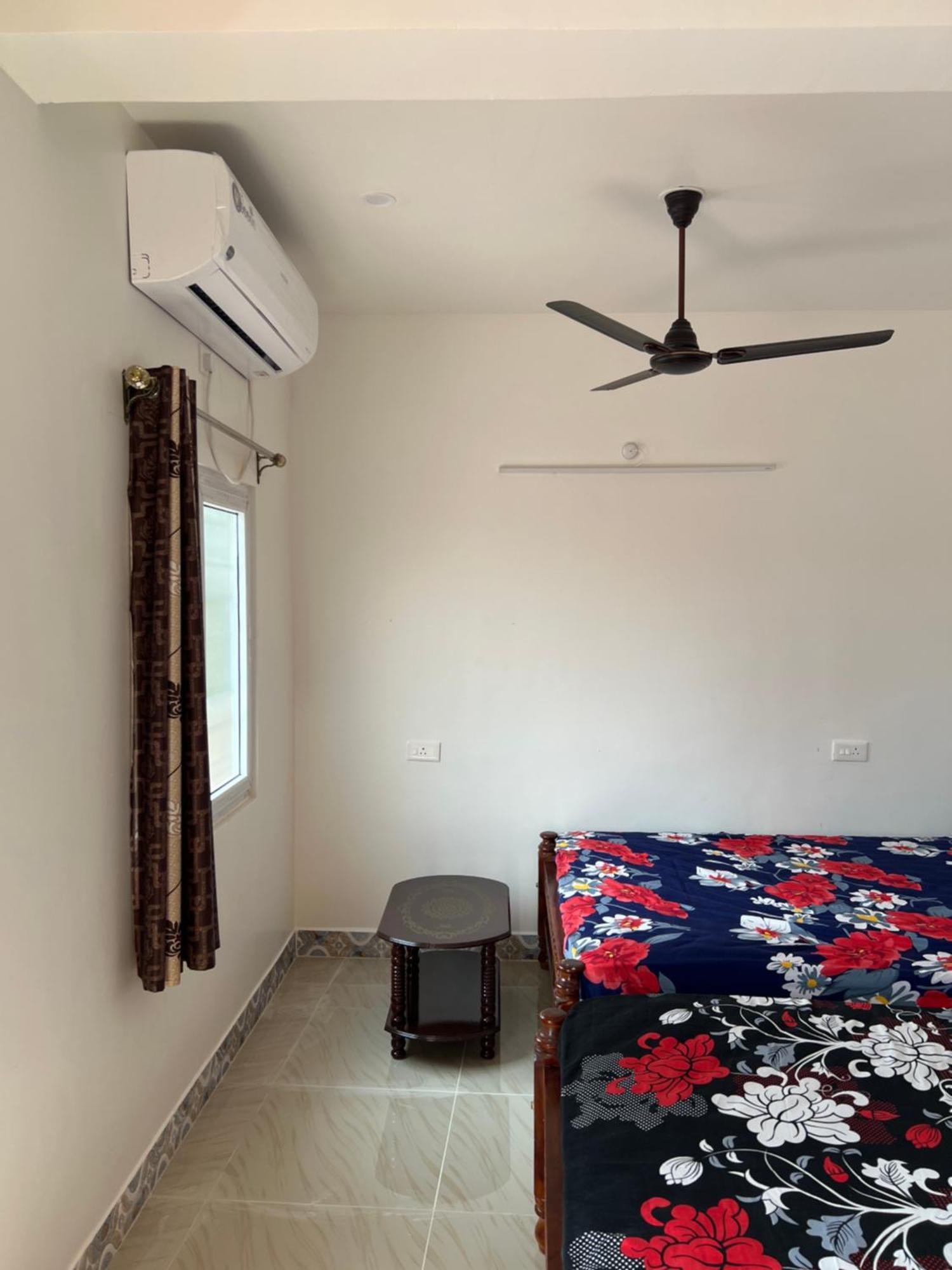 Hotel Kavieya Residency Pūrnānkuppam Exteriér fotografie
