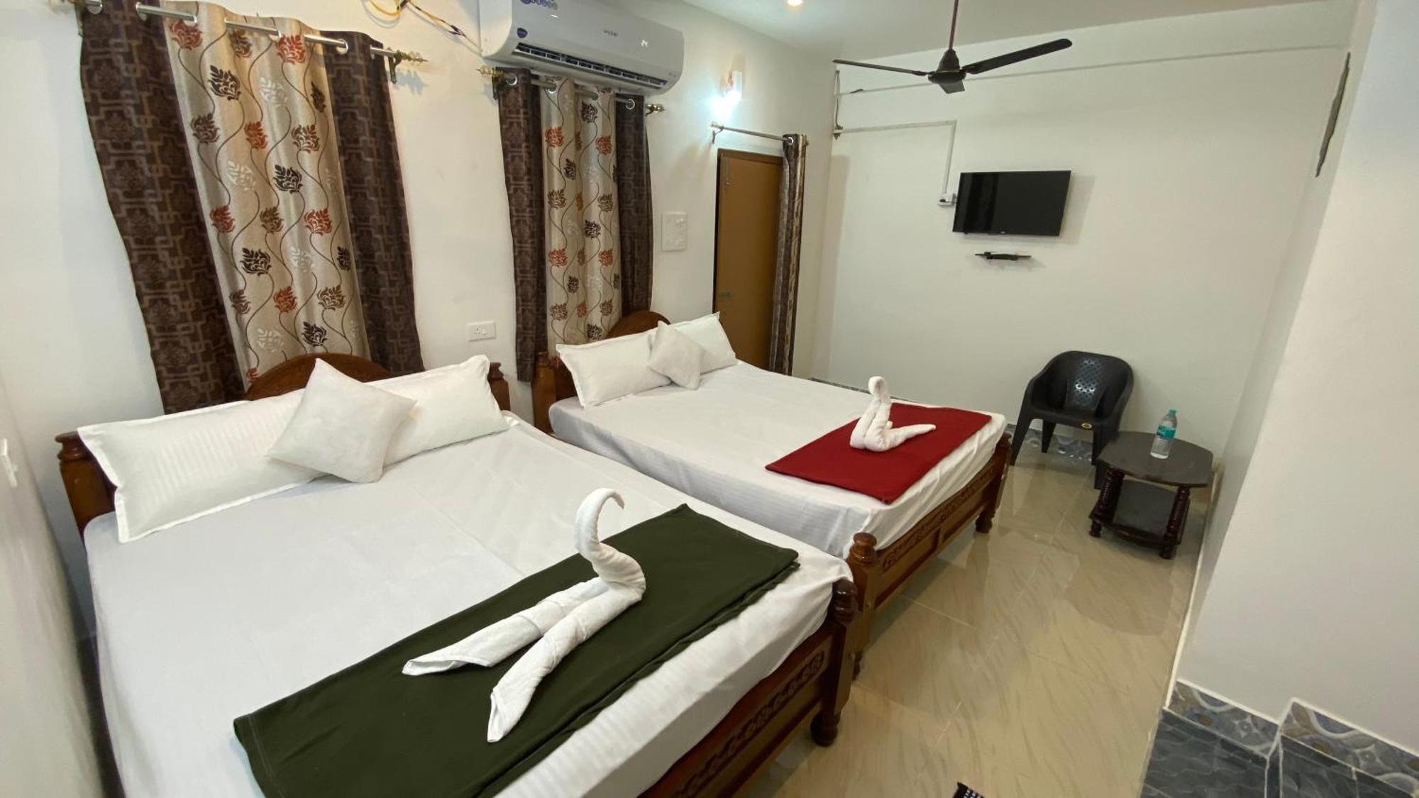 Hotel Kavieya Residency Pūrnānkuppam Exteriér fotografie